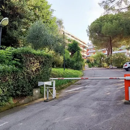 Relax Al Guardastelle - Free Parking & Air Condition - Swimming Pool Additional Pay Apartment